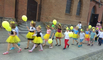 Pszczółki rezprezentują Przedszkole podczas Marszu Nadziei